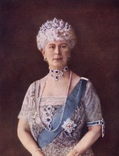 Mary of Teck, Victoria Mary Augusta Louise Olga Pauline Claudine Agnes 1867 to 1953, Queen of the