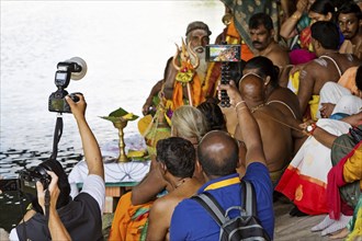 Head priest Siva Sri Arumugam Paskarakurukkal during the ritual purification at the Datteln-Hamm