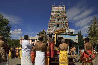 Hindus at the temple festival in front of the Hindu temple Sri Kamadchi Ampal, Hamm, Ruhr area,