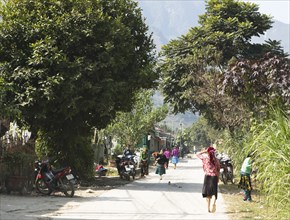 Street scene in the northern highlands, Ha Giang province, Vietnam, Asia