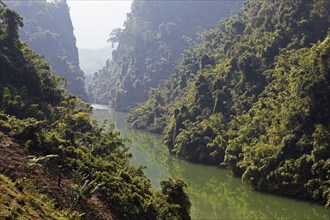 Song Lo River, Ha Giang Province, Vietnam, Asia