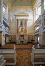 Protestant town church of St Mary with galleries and altar, interior view, residential town of