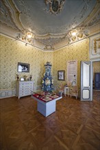 Dressing room of Princess Ida, museum, neoclassical Lower Castle, interior view, residential town