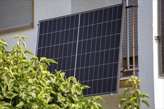 Balcony power station on a detached house