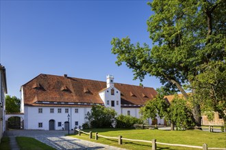 Berthelsdorf Castle is a heritage-protected building in Berthelsdorf, a district of the East Saxon