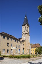 Niesky is a small town in the district of Görlitz in Upper Lusatia. With just under 10, 000