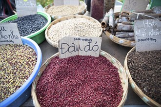 Red beans in baskets for sale, Lungcam Cultural Tourist Village, Ha Giang Province, Vietnam, Asia