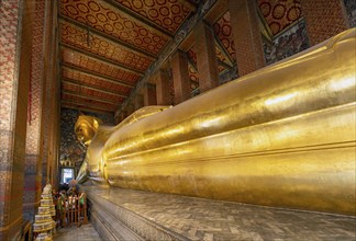 Reclining Buddha statue, Wat Pho complex, Bangkok, Thailand, Asia