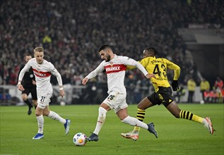 Duel Deniz Undav VfB Stuttgart (26) against Jamie Bynoe-Gittens Borussia Dortmund BVB (43) Chris