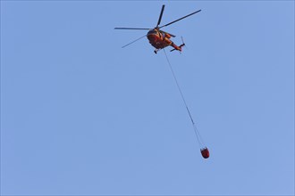 Helicopter, helicopter, fire-fighting helicopter, close, blue sky, fire, Falassarna, West Crete,