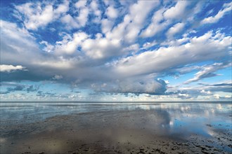 Storm clouds on the North Sea coast, weather change, storm clouds, East Frisia, Lower Saxony,