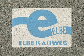 Marking, start or end of the Elbe Cycle Route, Cuxhaven, Lower Saxony, Germany, Europe