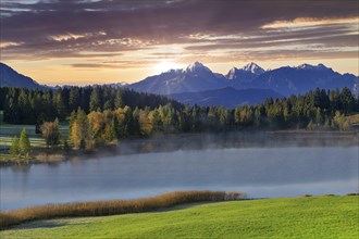 Hegratsrieder See near Füssen, storm clouds, sun, AllgÃ¤u Alps, AllgÃ¤u, Bavaria, Germany, Europe