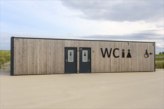 Toilet facility, WC, symbol for ladies and gentlemen, North Sea, Norddeich, Norden, East Frisia,