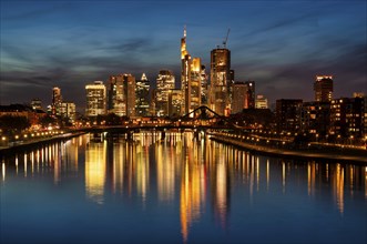 Twilight shot, skyline, banking district, financial district, Taunus Tower, Tower 185, Commerzbank,