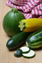 Various courgettes (Cucurbita pepo), courgette convar. giromontiina