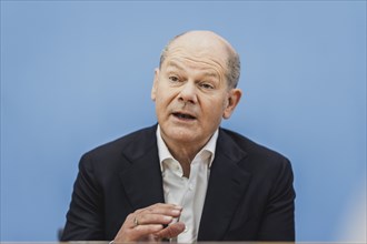 Olaf Scholz (SPD), Federal Chancellor, recorded at a federal press conference on current domestic