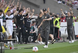 Cheering, Goal celebration, Coach Sebastian HoeneÃŸ VfB Stuttgart, Substitute bench, MHPArena, MHP