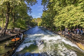 Surfer at the Eisbach in the English Garden, Munich, Bavaria, Germany, Europe