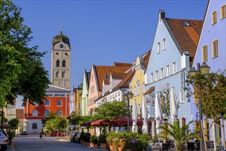 Facade of the savings bank, tower of St. Johannes, colourful houses, Lange Zeile, Erding, Upper