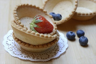 Tartelette, pre-made tartlet base with strawberry and blueberries