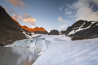 Kaskapakte glacier, Kaskasatjakka mountain, Kaskasavagge valley, Kebnekaise massif, Lapland,