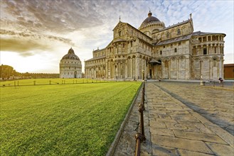 Baptistery, Battistero di Pisa, Cathedral, Cattedrale Metropolitana Primaziale di Santa Maria