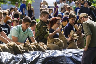 Flood relief workers in Dresden