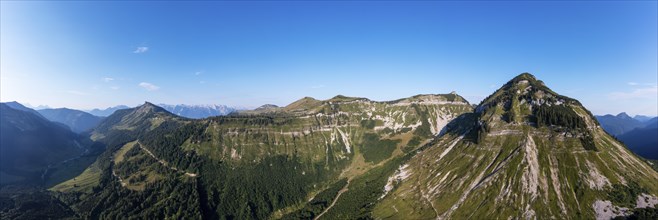 Drone shot, panorama shot, mountain landscape, Gennerhorn, Osterhorngruppe, Salzkammergut, Land