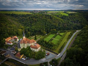 Weesenstein Castle rises on a rocky outcrop of nodular mica schist with quartzite inclusions above