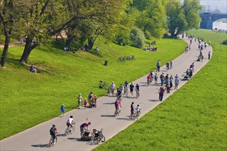 According to the ADFC, the Elbe cycle path is one of the three most popular cycle paths in Germany