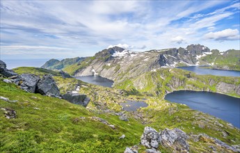 Mountain landscape with steep rocky peaks and lake Tennesvatnet, Krokvatnet and Fjerddalsvatnet,