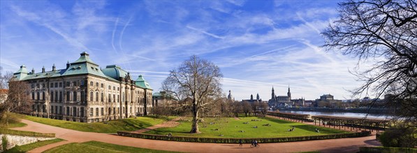 Dresden Silhouette with Japanese Palace