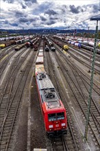 The Hagen-Vorhalle marshalling yard, one of the 9 largest in Germany, is located on the