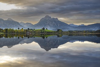 Sunrise, Hopfensee, near Füssen, OstallgÃ¤u, AllgÃ¤u, Upper Swabia, Swabia, Bavaria, Germany,