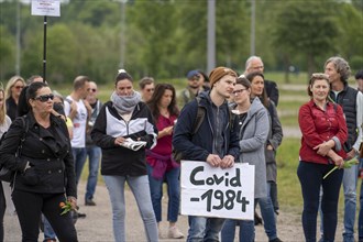 Demonstration against the restrictions in the Corona crisis, anti-vaccination, protest against