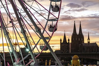 Happy Colonia funfair, Corona-compliant funfair at the Deutzer Werft, on the Rhine, Cologne