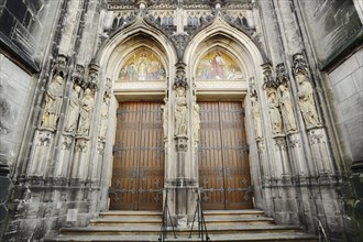 Entrance portal of St Lambert's Church, Münster, Münsterland, North Rhine-Westphalia, Germany,