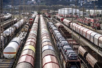 The Hagen-Vorhalle marshalling yard, one of the 9 largest in Germany, is located on the