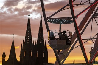 Happy Colonia funfair, Corona-compliant funfair at the Deutzer Werft, on the Rhine, Cologne