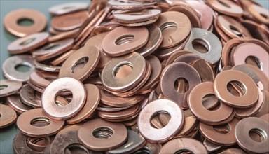 Material, metal, copper, a large quantity of copper washers