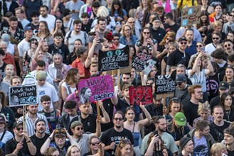 Demo against the AFD party conference in the Grugahalle in Essen, over 5000 participants came to