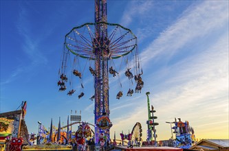 Kettenflieger Bayern Tower, chain carousel, Oktoberfest, Festwiese, Theresienwiese, Munich, Upper