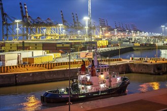 Container terminal in the seaport of Bremerhaven, Eurogate Container Terminal, Nordschleuse,