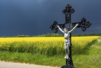 Cross commemorates the former monastery church of St. Luzia, Bedburg-Frauweiler, from 1488, it was