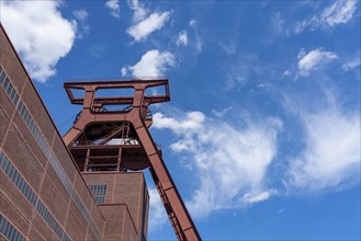 Zollverein Coal Mine Industrial Complex World Heritage Site, double headframe, shaft 12, Essen,