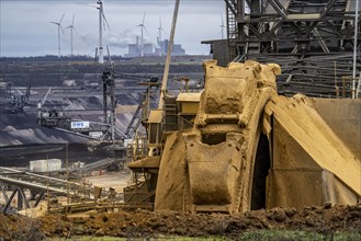 Opencast lignite mine Garzweiler 2, bucket wheel excavator 261 excavating the surface, at the rest