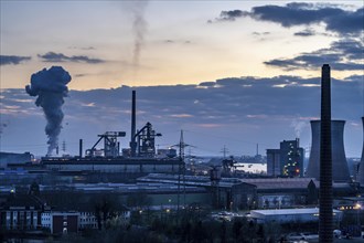 Extinguishing cloud of the coking plant of Hüttenwerke Krupp-Mannesmann, HKM in