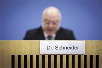 Ulrich Schneider, Managing Director of Der ParitÃ¤tische Gesamtverband, at a press conference on