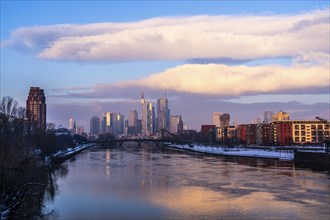 The skyline of Frankfurt am Main, skyscrapers of the banking district, FlöÃŸerbrücke, wintry